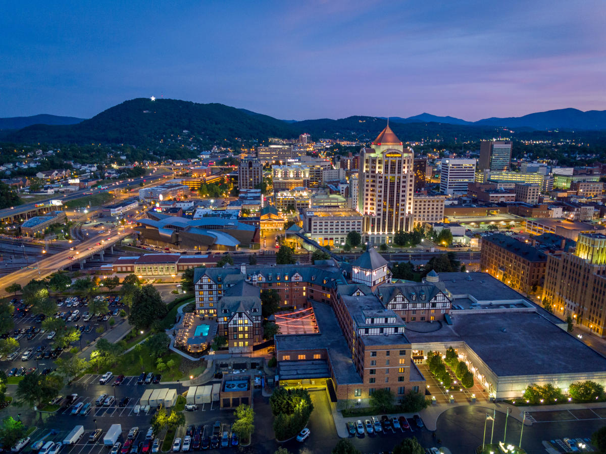 Roanoke city skyline at night